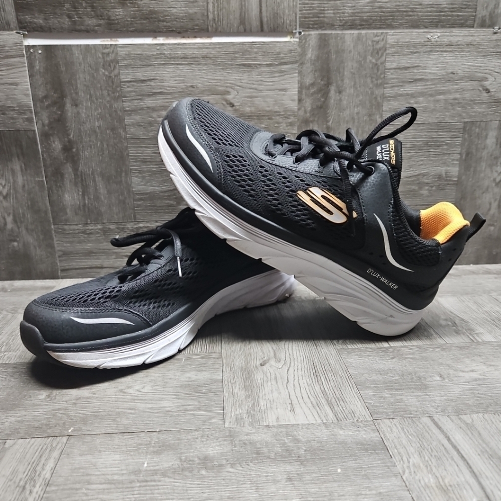 Skechers D'Lux Walker Mens Size 10.5 wide 232044WW